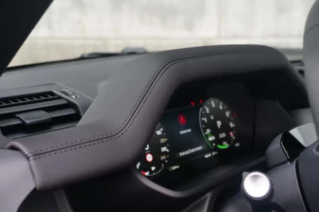 Land Rover Defender (2026) thumbnail 7
