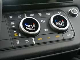 Land Rover Defender (2026) thumbnail 10