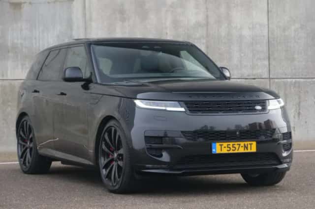 Land Rover Range Rover Sport (2023) thumbnail 11