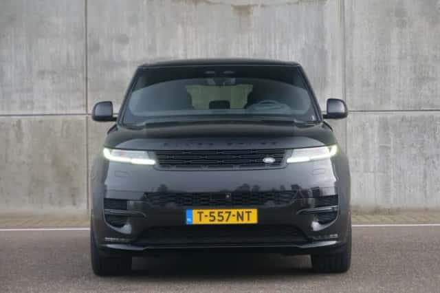 Land Rover Range Rover Sport (2023) thumbnail 15