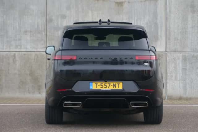 Land Rover Range Rover Sport (2023) thumbnail 17
