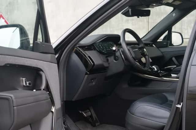 Land Rover Range Rover Sport (2023) thumbnail 20