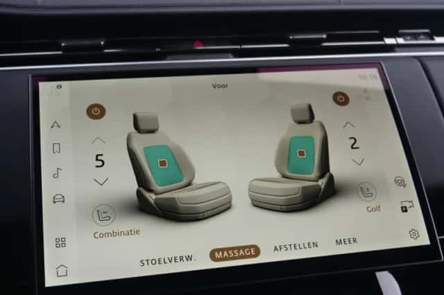 Land Rover Range Rover Sport (2023) thumbnail 24