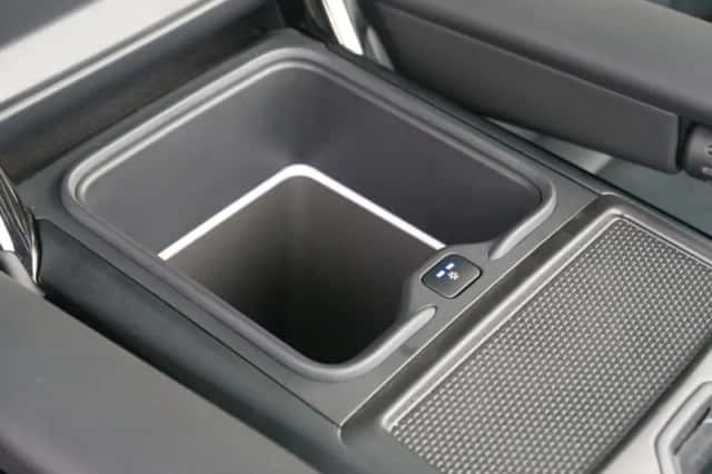Land Rover Range Rover Sport (2023) thumbnail 25