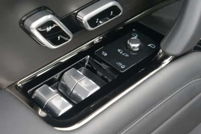 Land Rover Range Rover Sport (2023) thumbnail 29