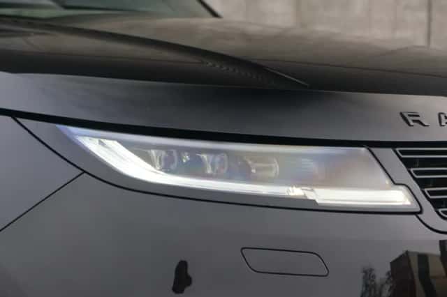 Land Rover Range Rover Sport (2023) thumbnail 38
