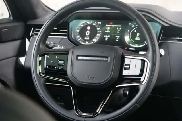 Land Rover Range Rover Sport (2023) thumbnail 5