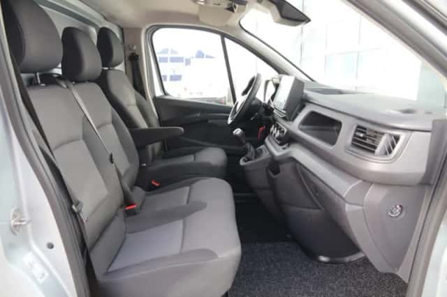 Renault Trafic (2022) thumbnail 9