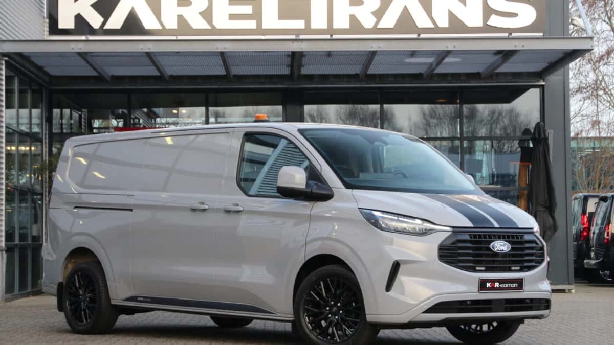 Ford Transit Custom (2024) — foto 1