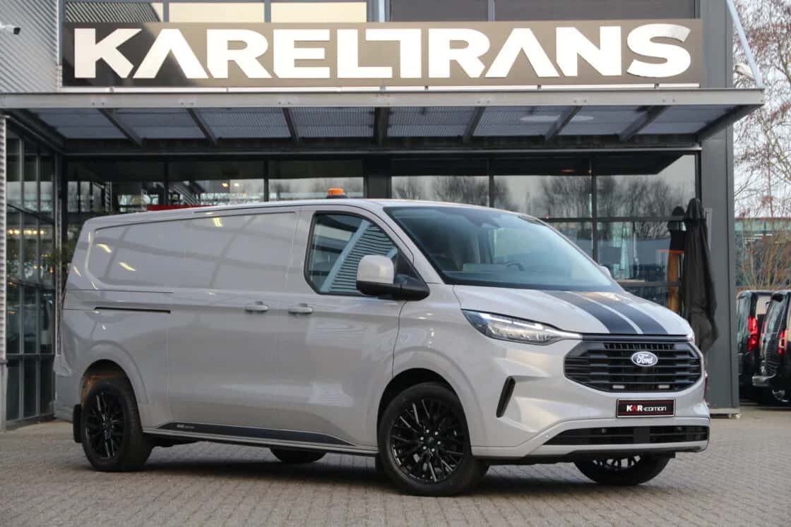 Ford Transit Custom (2024) — foto 1