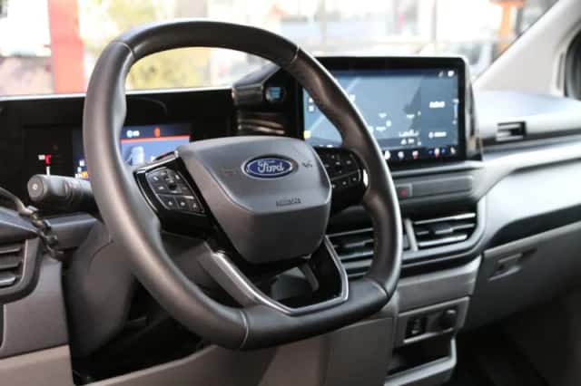 Ford Transit Custom (2024) thumbnail 19