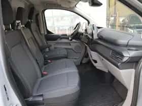 Ford Transit Custom (2024) thumbnail 9