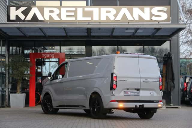 Ford Transit Custom (2024) thumbnail 2