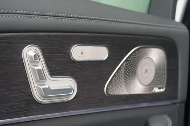 Mercedes-Benz GLE (2021) thumbnail 32