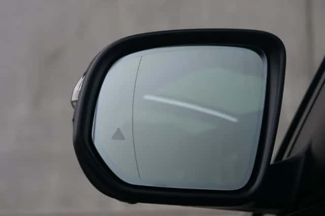Mercedes-Benz GLE (2021) thumbnail 40