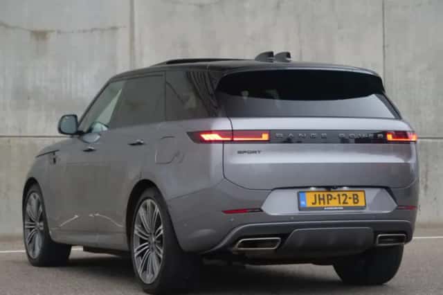 Land Rover Range Rover Sport (2024) thumbnail 11