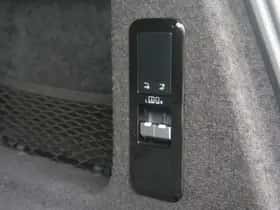 Land Rover Range Rover Sport (2024) thumbnail 38