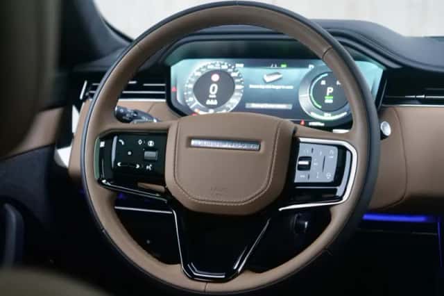 Land Rover Range Rover Sport (2024) thumbnail 5