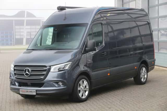 Mercedes-Benz Sprinter (2022) thumbnail 22