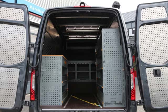 Mercedes-Benz Sprinter (2022) thumbnail 4
