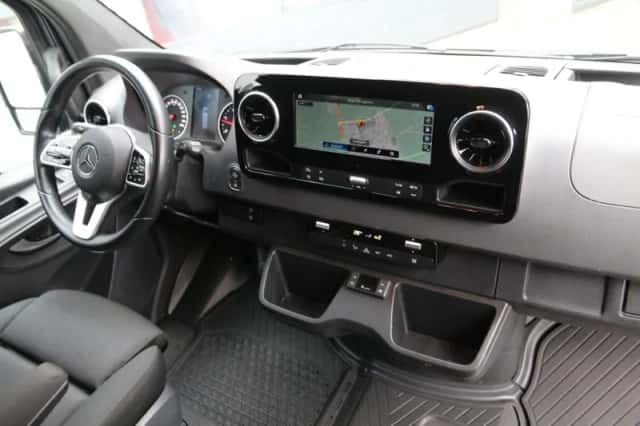 Mercedes-Benz Sprinter (2022) thumbnail 5