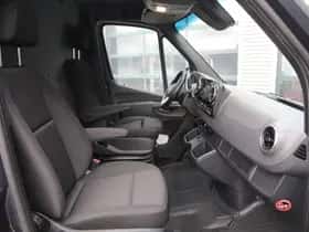Mercedes-Benz Sprinter (2022) thumbnail 9