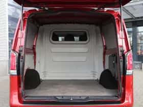 Mercedes-Benz Vito (2022) thumbnail 4