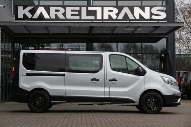 Renault Trafic (2023) thumbnail 16