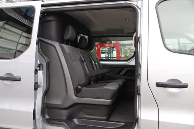 Renault Trafic (2023) thumbnail 18