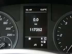 Mercedes-Benz Vito (2021) thumbnail 5