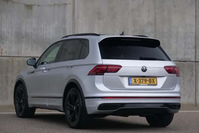 Volkswagen Tiguan (2021) thumbnail 13