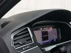 Volkswagen Tiguan (2021) thumbnail 5