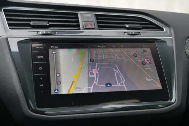 Volkswagen Tiguan (2021) thumbnail 8