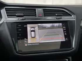 Volkswagen Tiguan (2021) thumbnail 9
