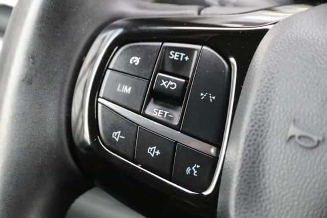 Ford Transit Custom (2024) thumbnail 12