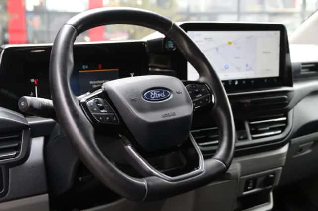 Ford Transit Custom (2024) thumbnail 20