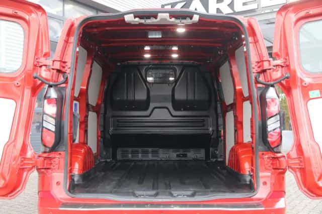 Ford Transit Custom (2024) thumbnail 4