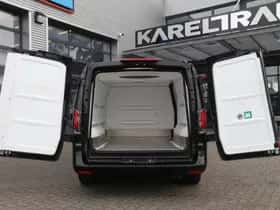 Mercedes-Benz Vito (2020) thumbnail 3