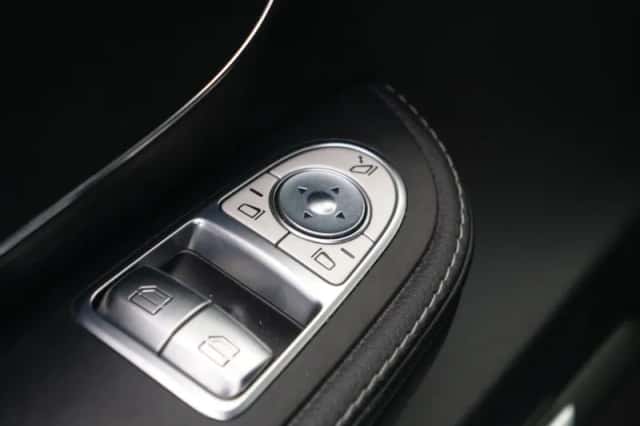 Mercedes-Benz V-Klasse (2018) thumbnail 25