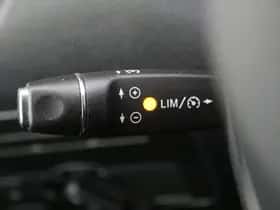 Mercedes-Benz Vito (2023) thumbnail 13