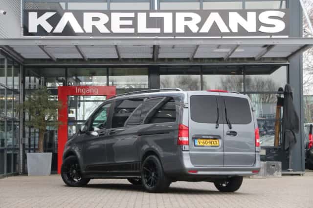 Mercedes-Benz Vito (2023) thumbnail 2