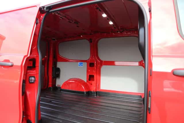 Ford Transit Custom (2024) thumbnail 14