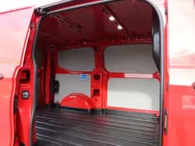 Ford Transit Custom (2024) thumbnail 14