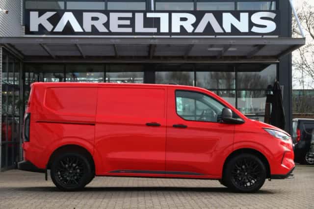 Ford Transit Custom (2024) thumbnail 16