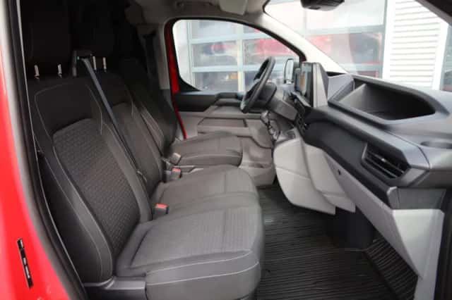 Ford Transit Custom (2024) thumbnail 9
