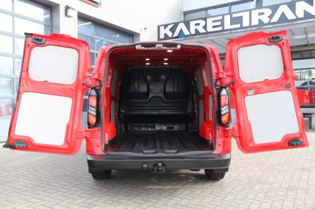 Ford Transit Custom (2024) thumbnail 3