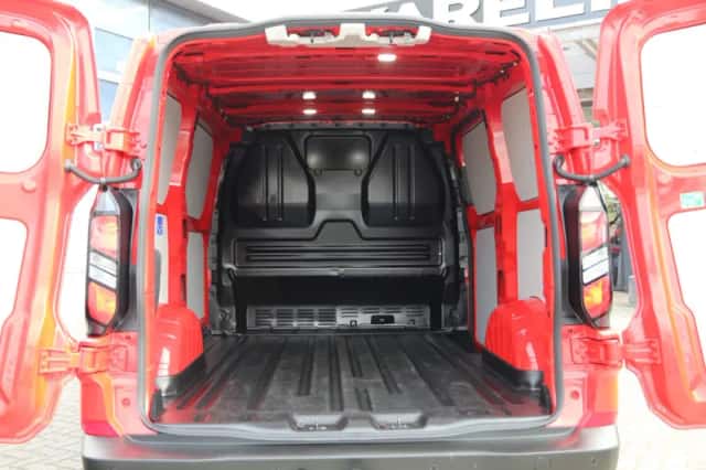 Ford Transit Custom (2024) thumbnail 4