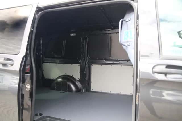 Mercedes-Benz Vito (2021) thumbnail 19