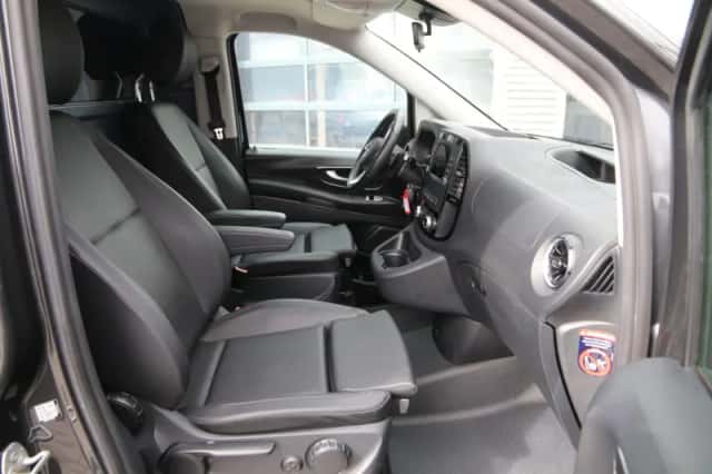 Mercedes-Benz Vito (2021) thumbnail 9