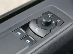 Ford Transit Custom (2024) thumbnail 19